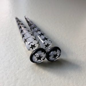 18G glow in dark earrings